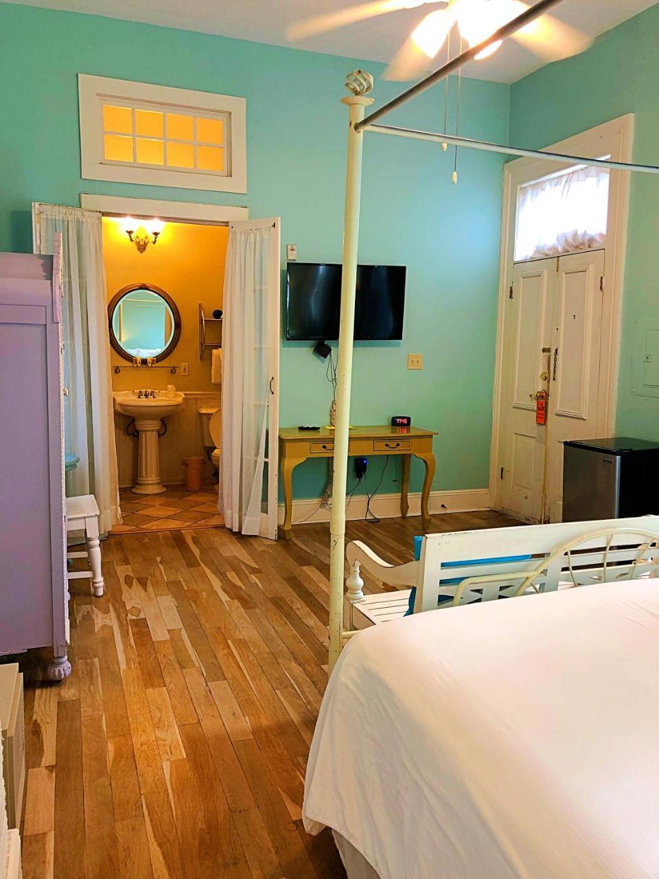 Creole Gardens Guesthouse And Inn New Orleans Exterior photo
